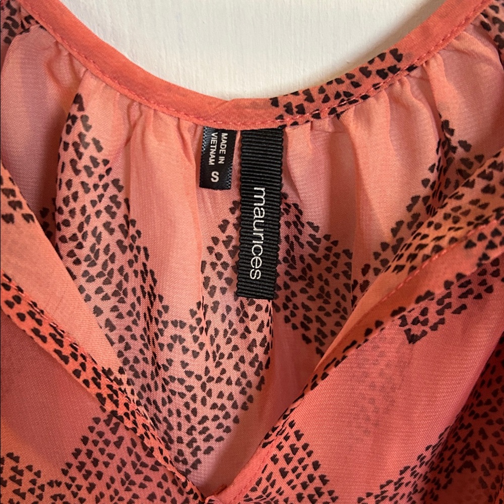 Woman’s Blouse - Picture 2 of 2